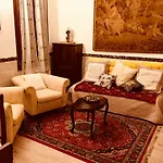 Casa Fedora